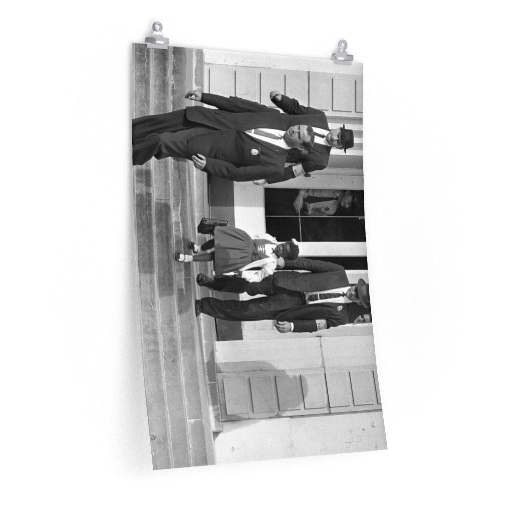 US Marshals With Young Ruby Bridges On School Steps Print Poster - Art Unlimited