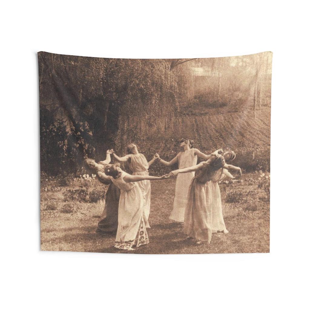Circle Of Witches Vintage Women Dancing Wall Tapestry - Art Unlimited
